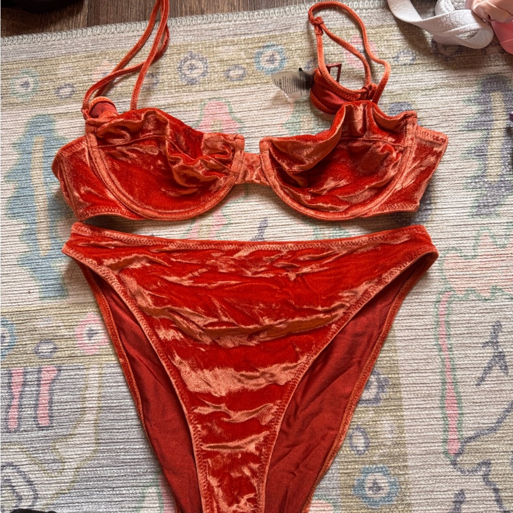 Triangl bikini